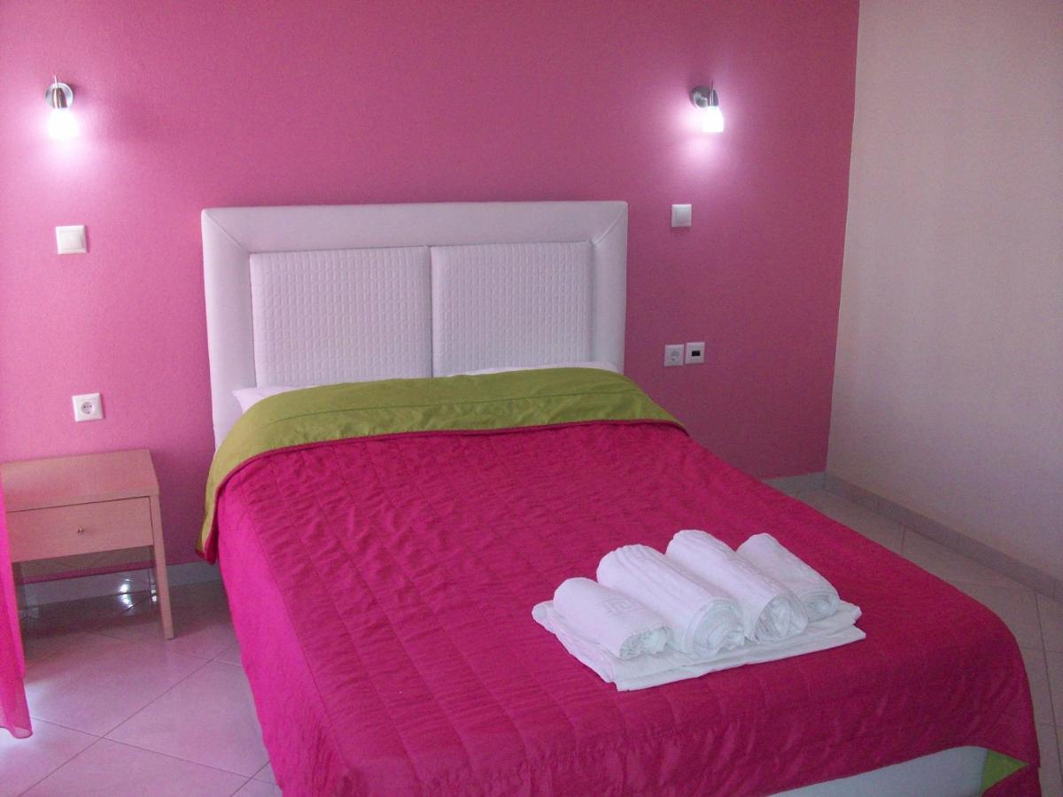 Mavridis Rooms 2 Nikíti Kültér fotó