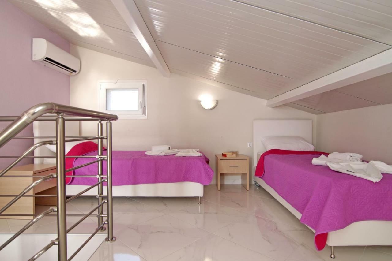 Mavridis Rooms 2 Nikíti Kültér fotó