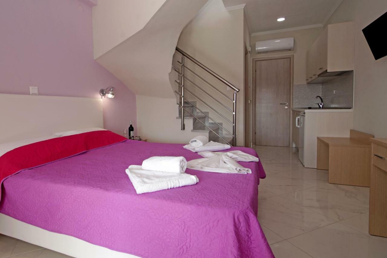 Mavridis Rooms 2 Nikíti Kültér fotó
